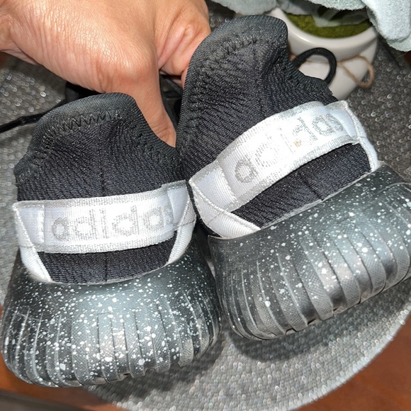 ☁️ Adidas Cloud Foams ☁️ - Picture 3 of 4